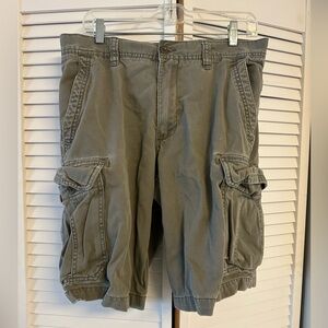 Old Navy Men’s Shorts Green
